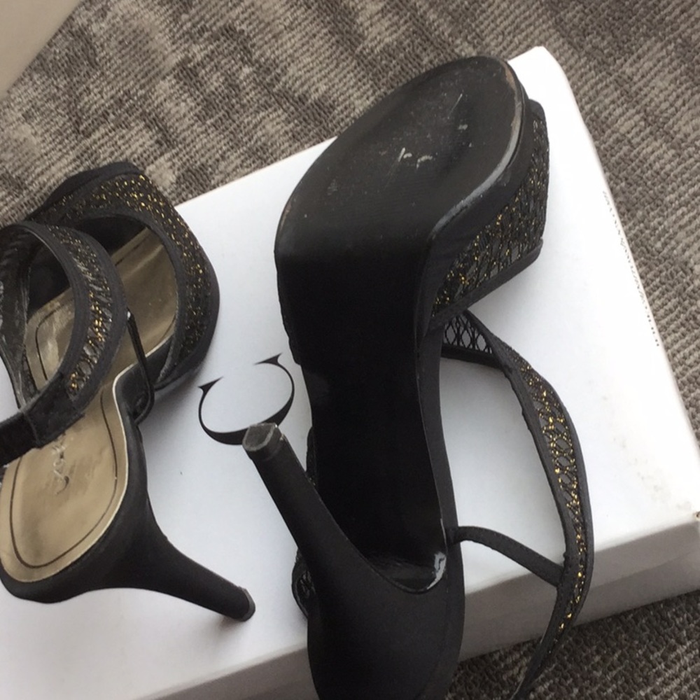 Caparros heels . - Picture 5 of 6